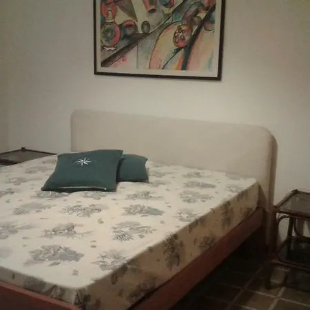 Via Ischia, 4 Apartament *